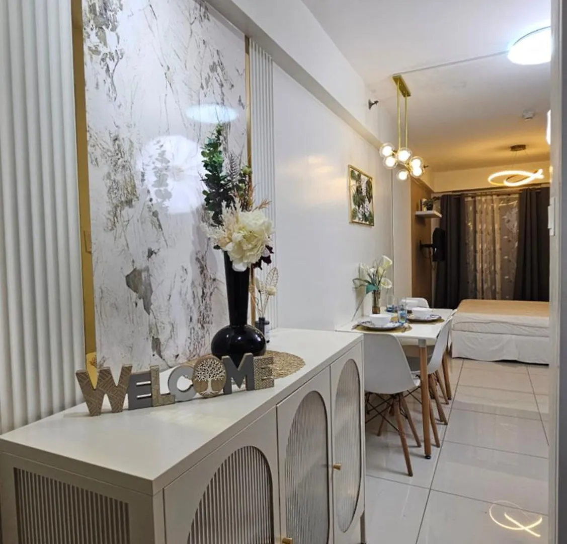 Hotel - Style Studio With Balcony Davao City